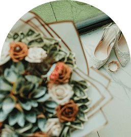 Bridal bouquet and shoes