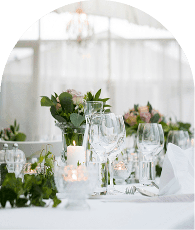 Wedding reception table setting